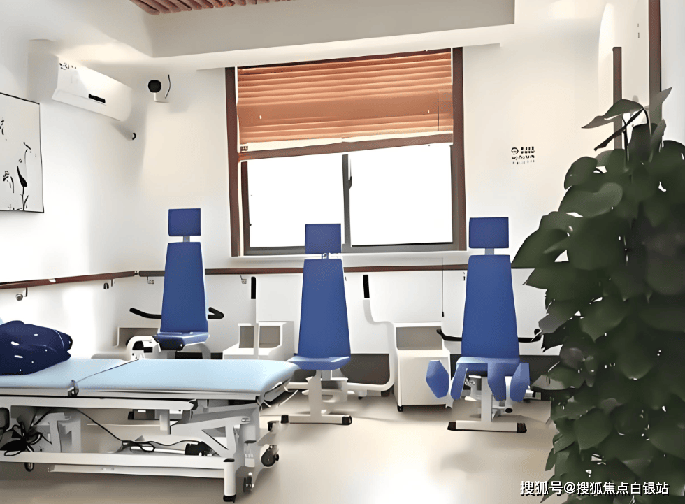 宝山医养结合典范！2025高境镇养老院床位价格、护理服务及交通攻略